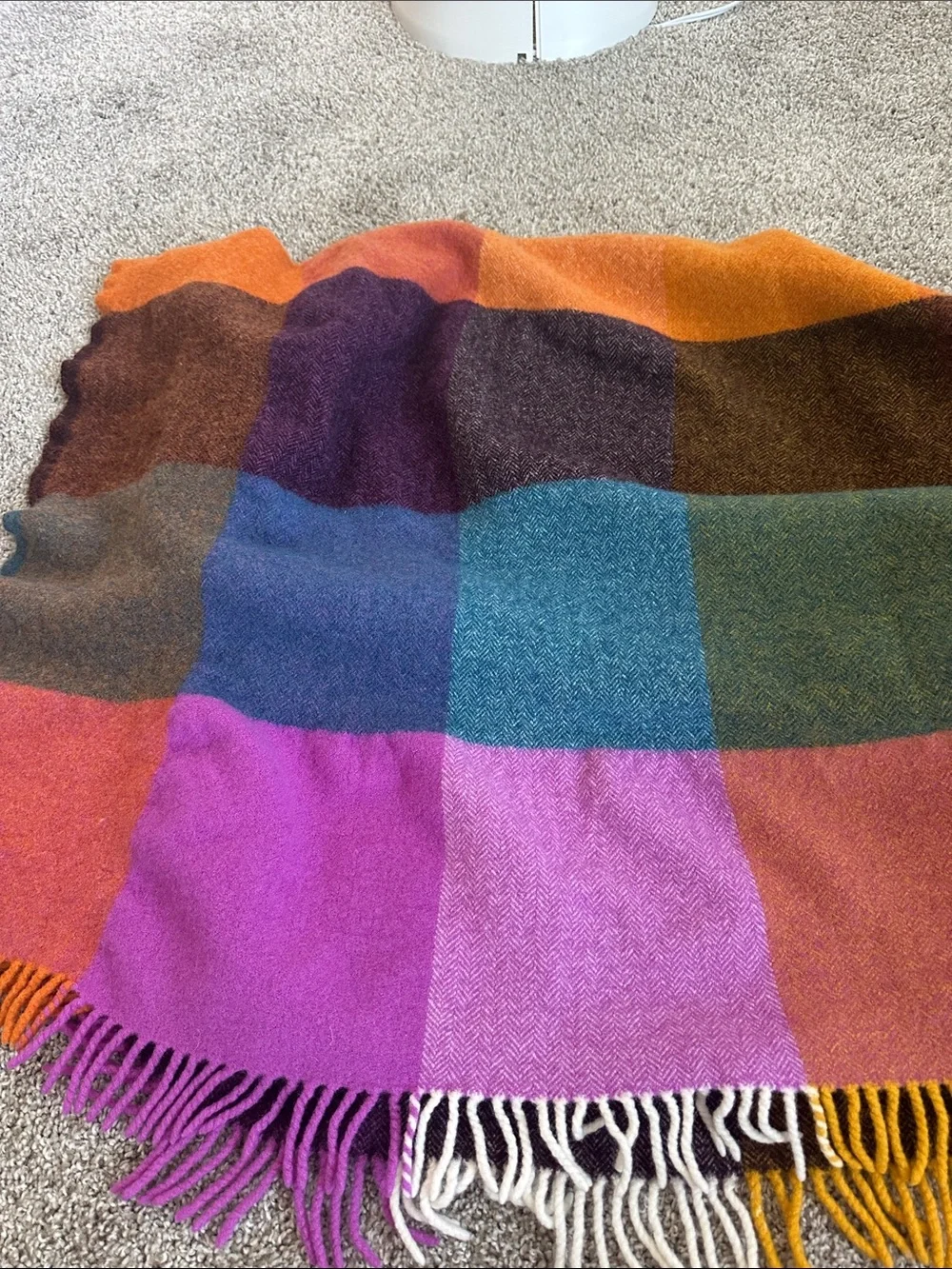 Avoca The Mill Ireland Throw Blanket 100% Lambswool warm fringe medium